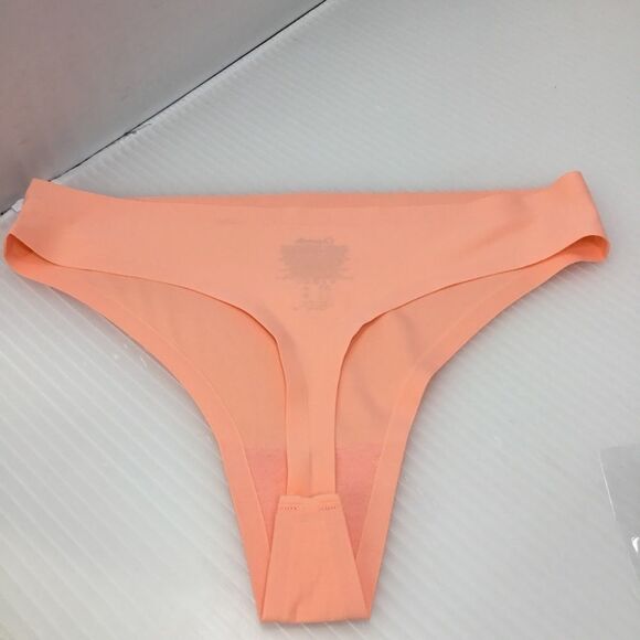 Soft Stretch One Size Seamless Thong (D15) - Picture 5 of 6